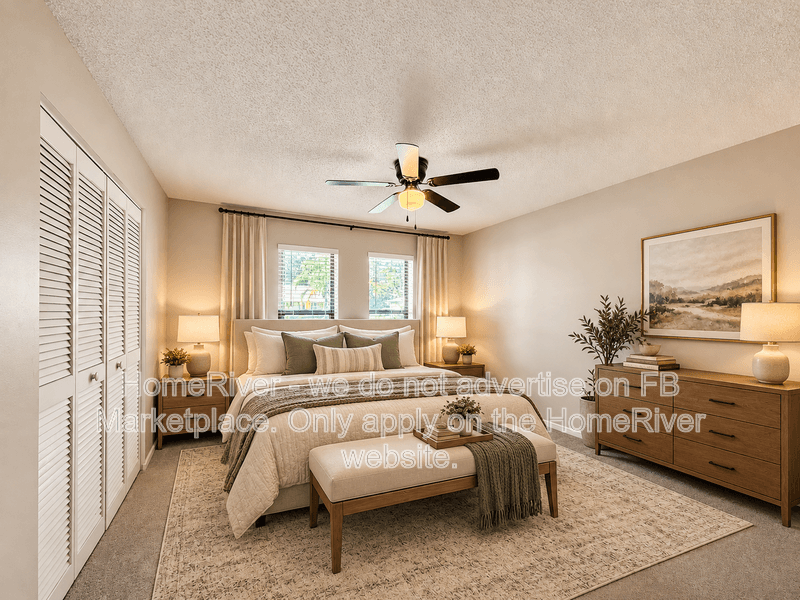 Edgewater House: 2811 Queen Palm Dr