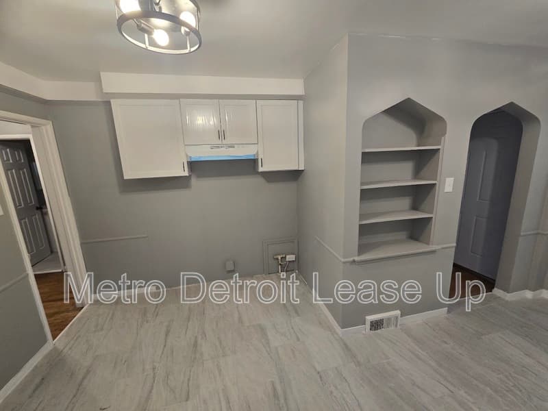 Detroit House: 16433 Manning Street