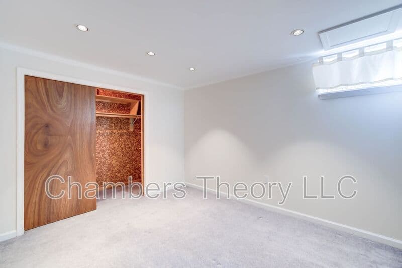 Arlington Condo: 2412 S. Walter Reed Dr