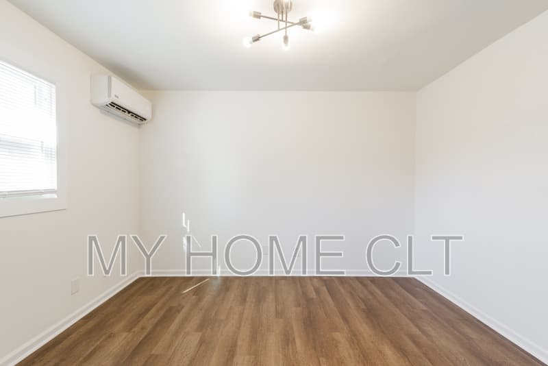 Charlotte Townhome: 929 Cantwell Street - 2
