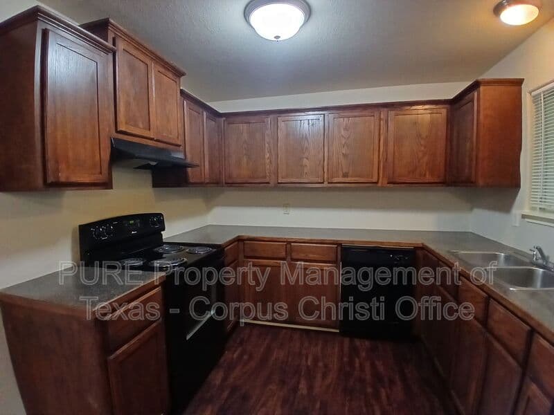 Corpus Christi Condo: 901 Furman Ave