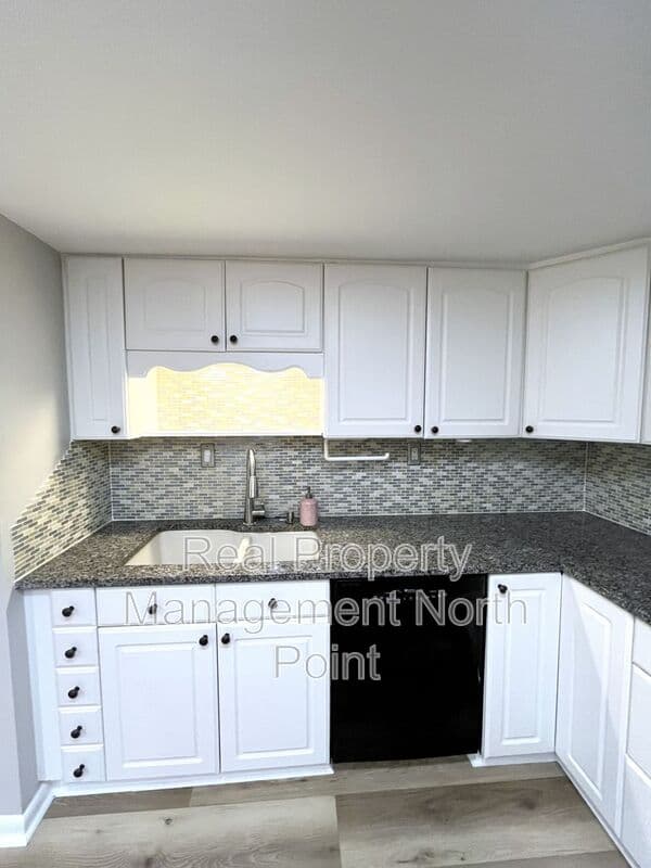 Alpharetta House: 3030 Steeplechase Dr