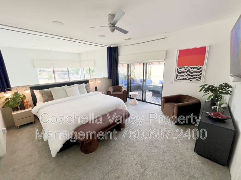 Palm Springs House: 353 Cheryl Dr