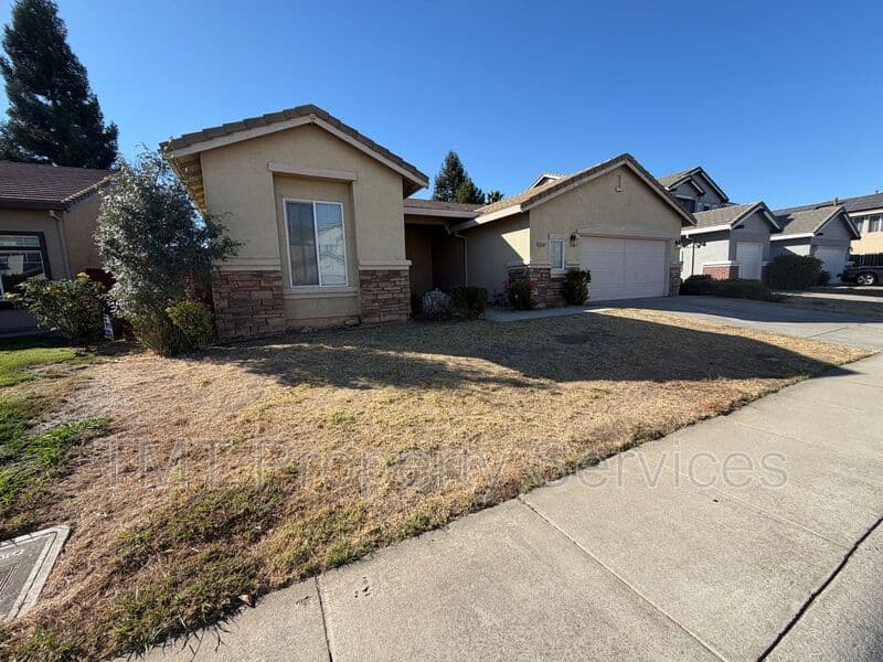 Elk Grove House: 9348 Sierra Spring Way