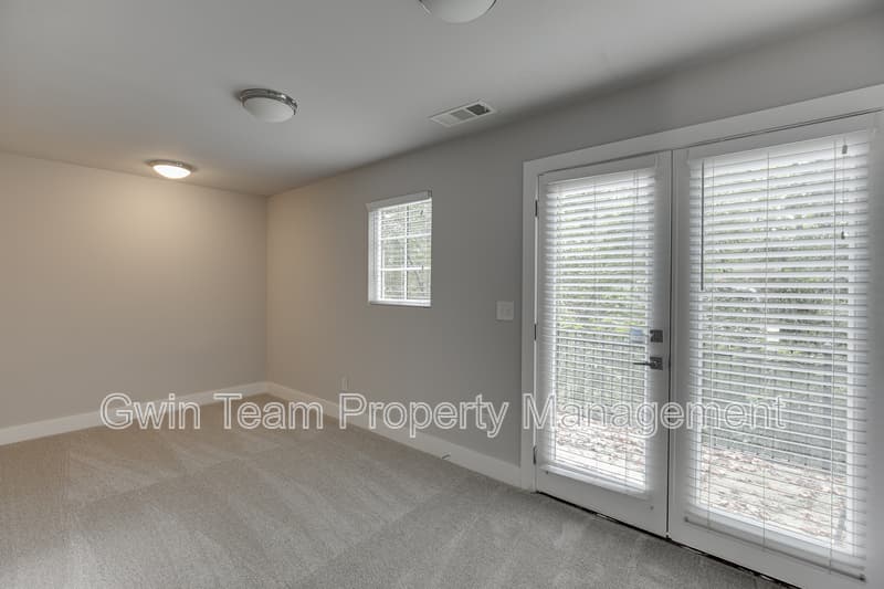 Atlanta Townhome: 721 Taylor Ct