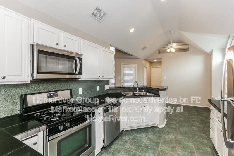 Desoto House: 720 Brees Dr