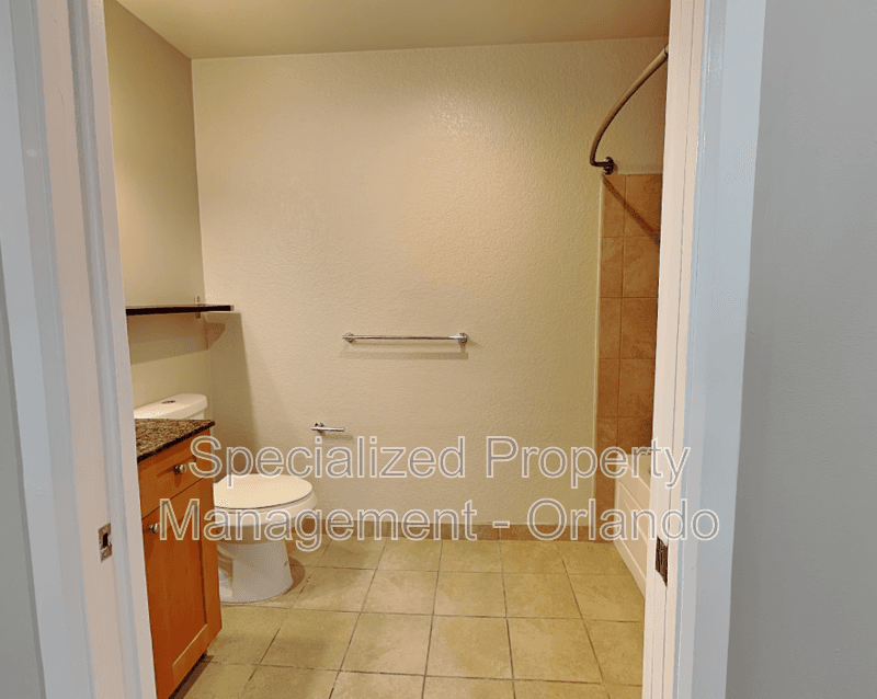 Orlando House: 150 E Robinson St