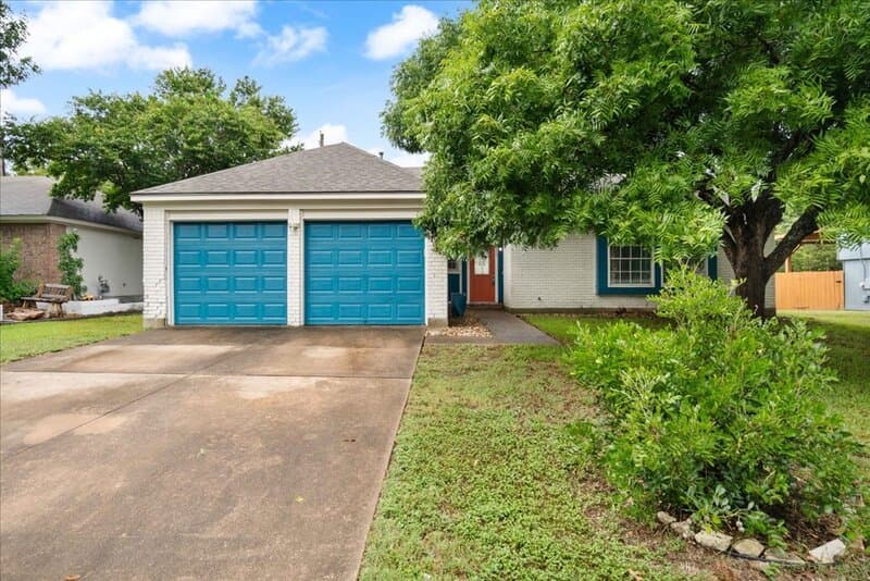 Austin House: 2205 Cedar Branch Drive
