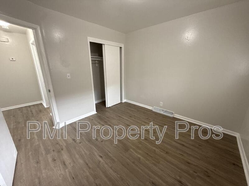 Milwaukee Condo: 7701 West Hampton Avenue