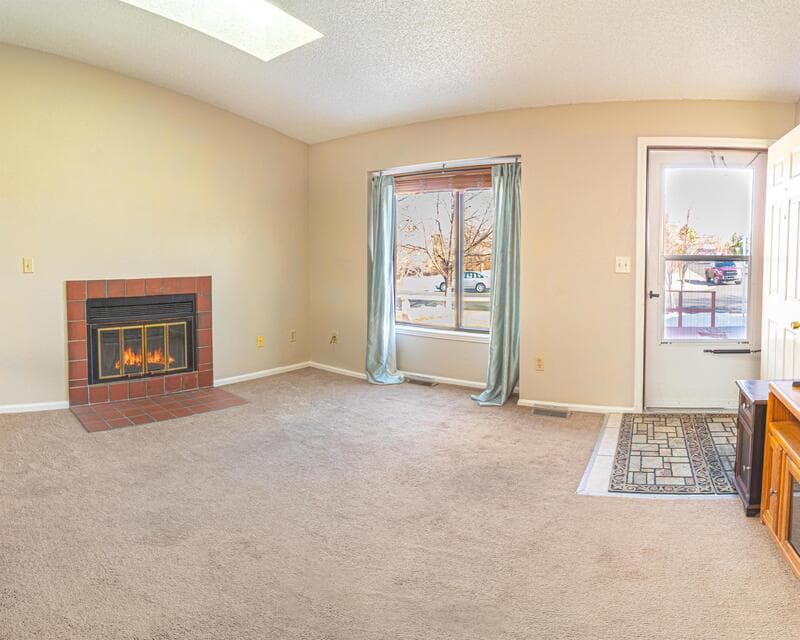 Aurora House: 2765 South Sedalia Street