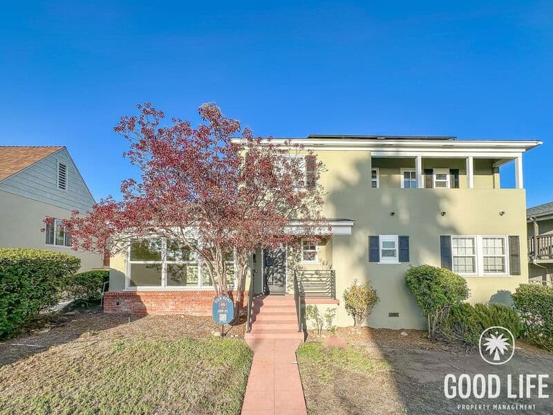 San Diego House: 4911 College Ave