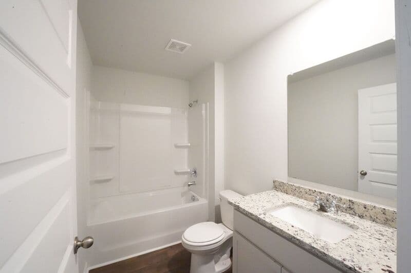 Bloomingdale House: 480 Coconut Drive