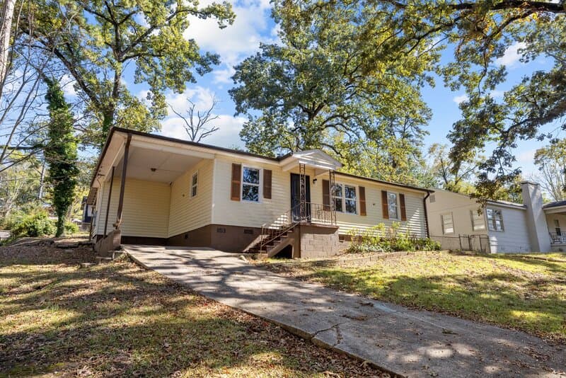 Birmingham House: 1153 Linwood Street