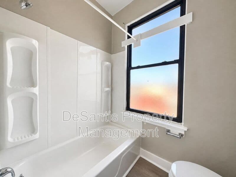 Homestead Condo: 810 Amity Street