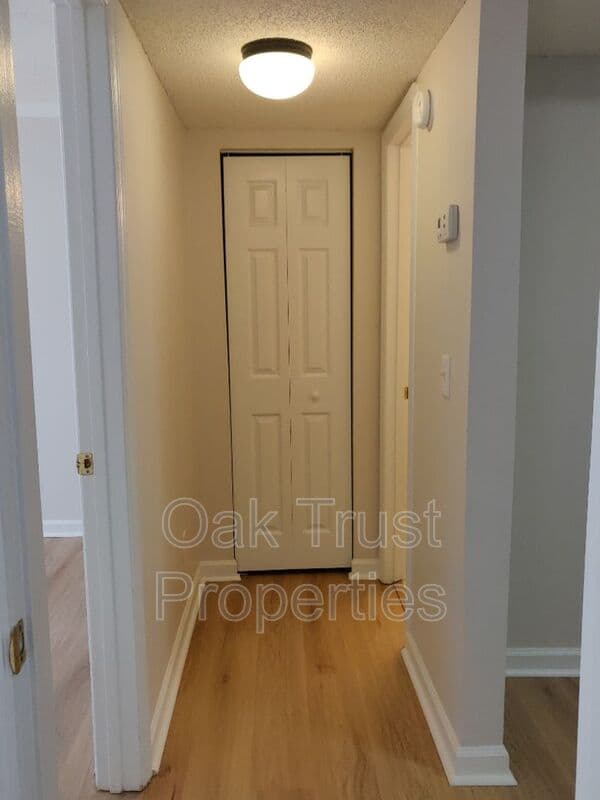 Mt Pleasant Condo: 1829 Villa Maison