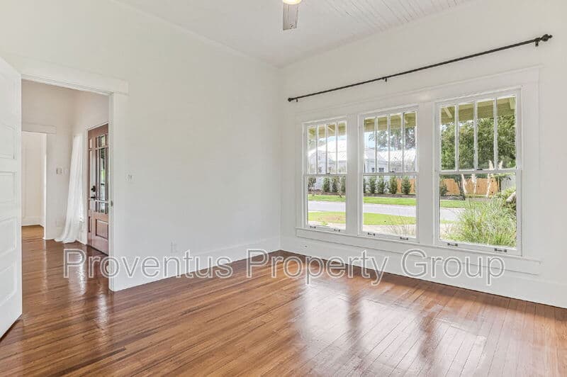 Pensacola House: 904 North 16th Avenue