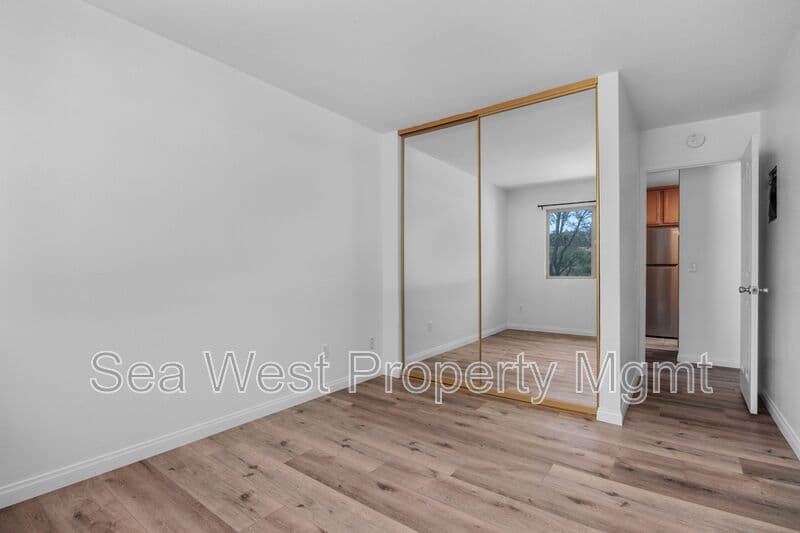 Encinitas Condo: 1730 S El Camino Real