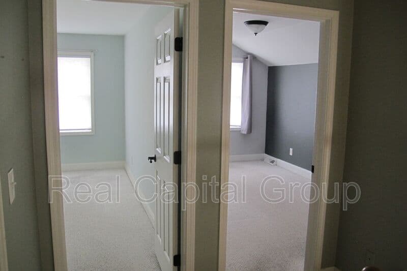 Loudonville House: 26 Cheshire Way