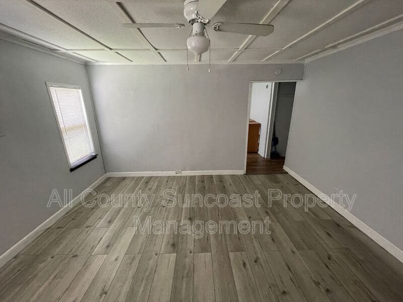 St.Petersburg Condo: 1830 27th Ave N #E