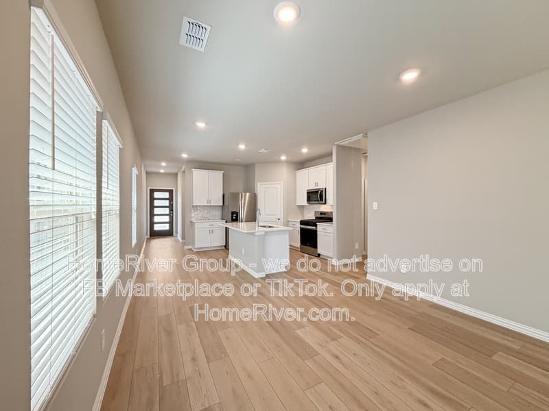 Mckinney House: 425 Dorothy Dr