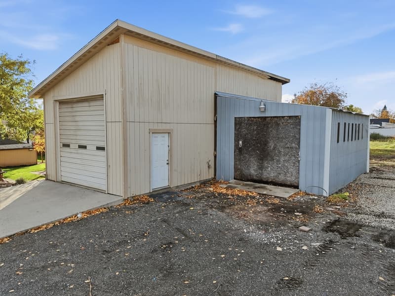 Spokane Valley House: 12707 East Main Avenue - 1