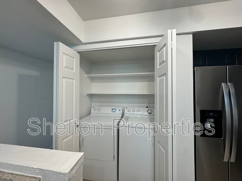 Mesa Condo: 1331 W Baseline Rd, 242