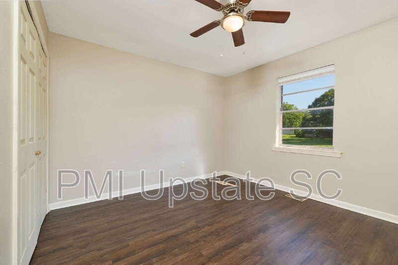 Honea Path Condo: 700 Brook Street