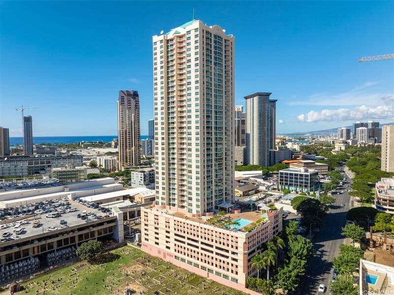 Honolulu Condo: 801 S. King Street
