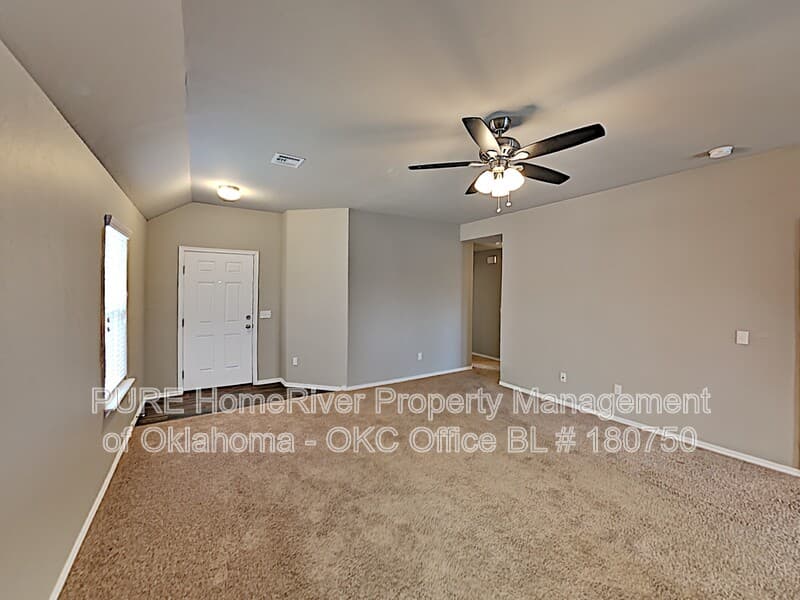 Yukon House: 9304 NW 70th St