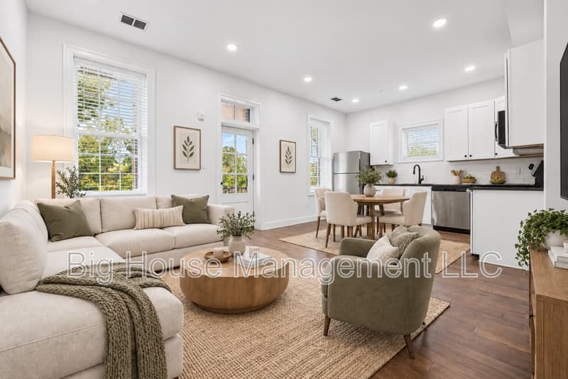 Baltimore Condo: 707 Druid Park Lake Dr