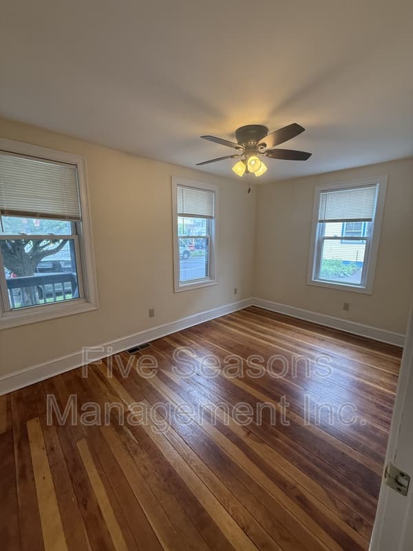 Burlington Condo: 138 North Champlain Street - 1