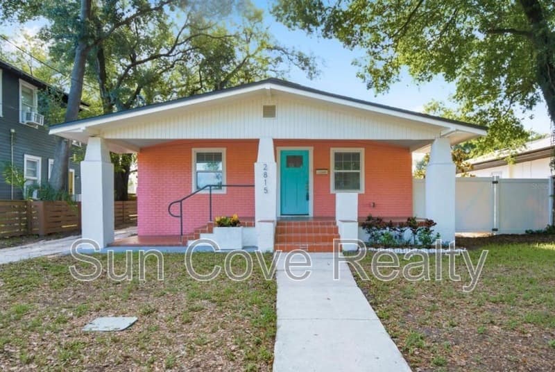 Tampa House: 2815 N Taliaferro Ave