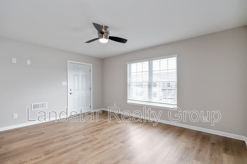 Louisville Condo: 7312 Tiger Way