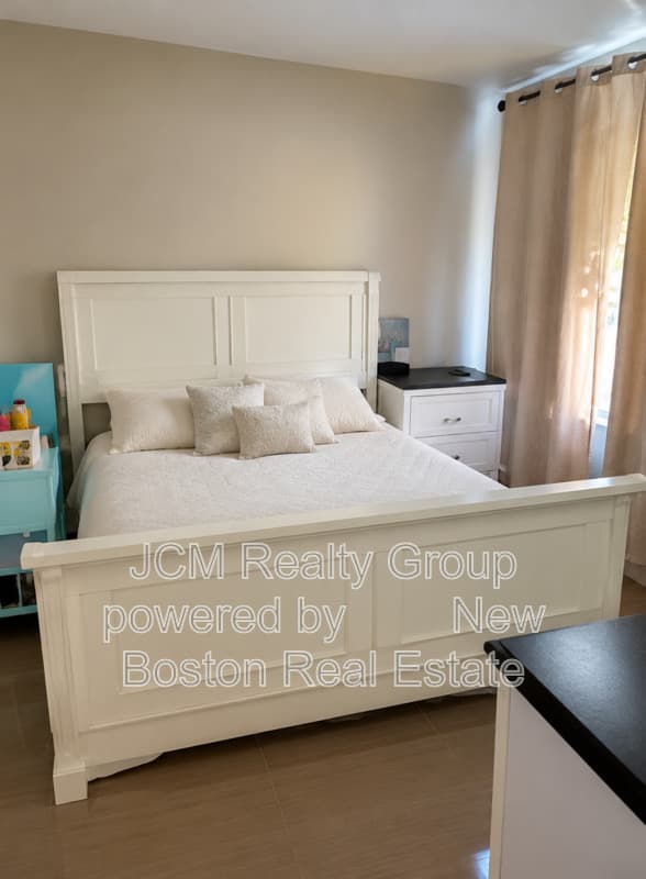 Winthrop Condo: 17 Irwin Street