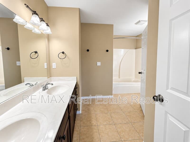 Bentonville Condo: 902 SW Summitchase Rd