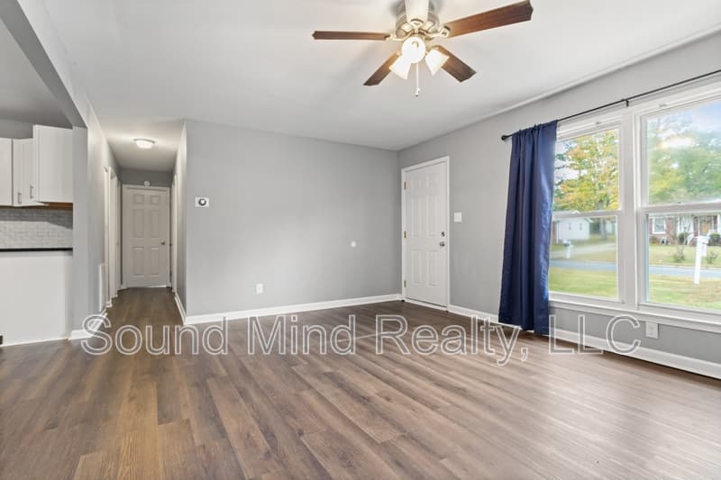 Raleigh House: 1232 Beverly Dr