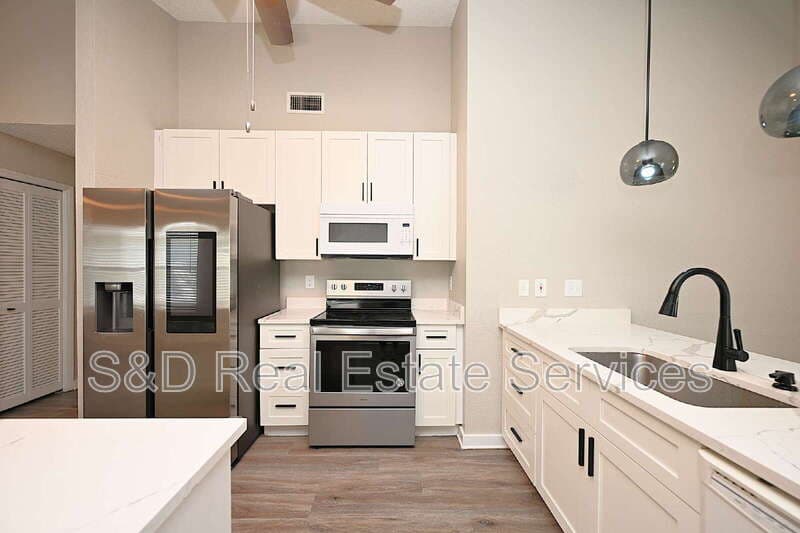 Lakeland House: 2118 Sandy Hook