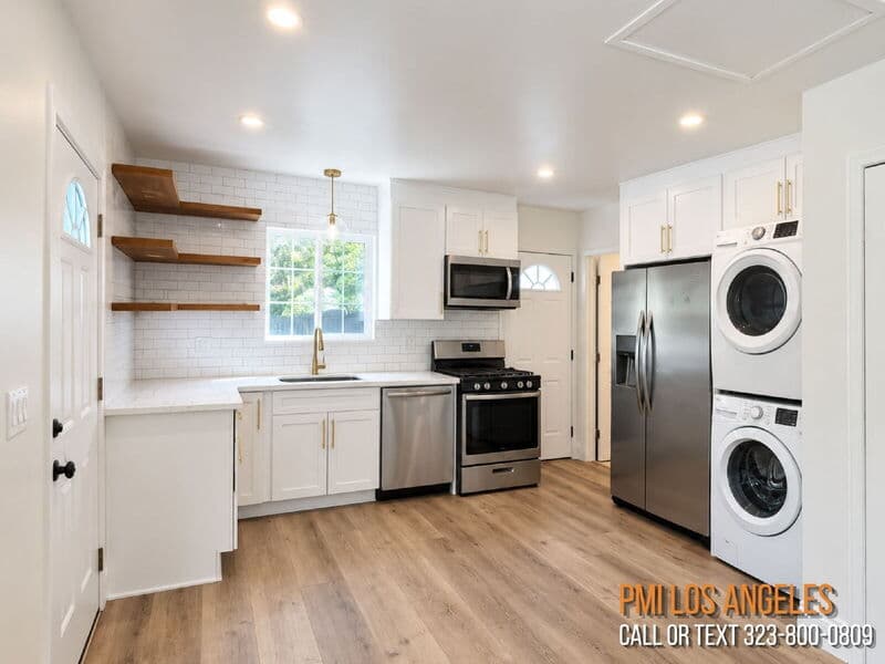 North Hollywood House: 5710 Lemp Avenue