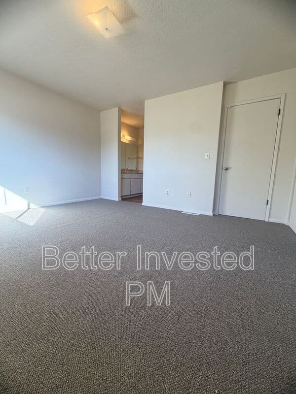 Ukiah Townhome: 972 Marlene