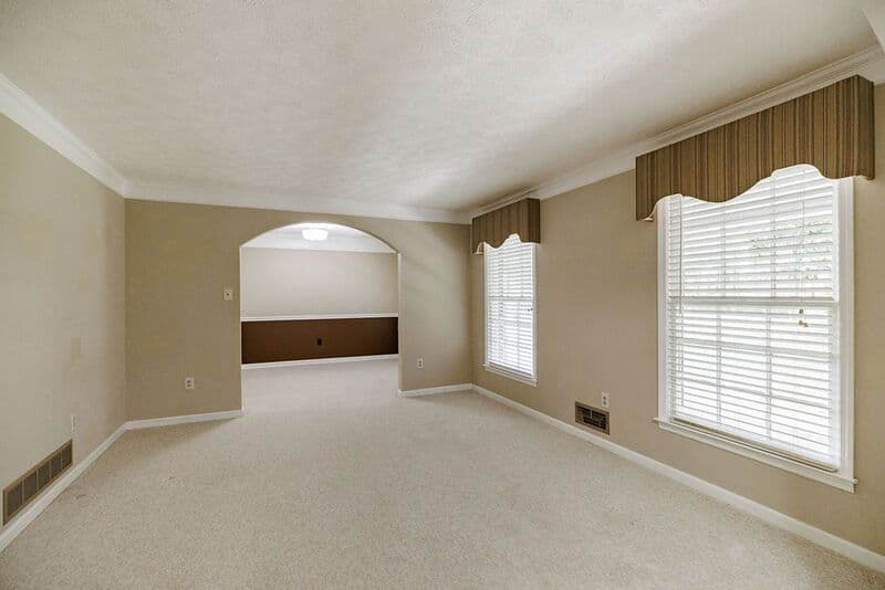 Watkinsville House: 1110 Maple Cir