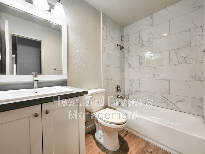El Cajon Condo: 800 South Anza St.