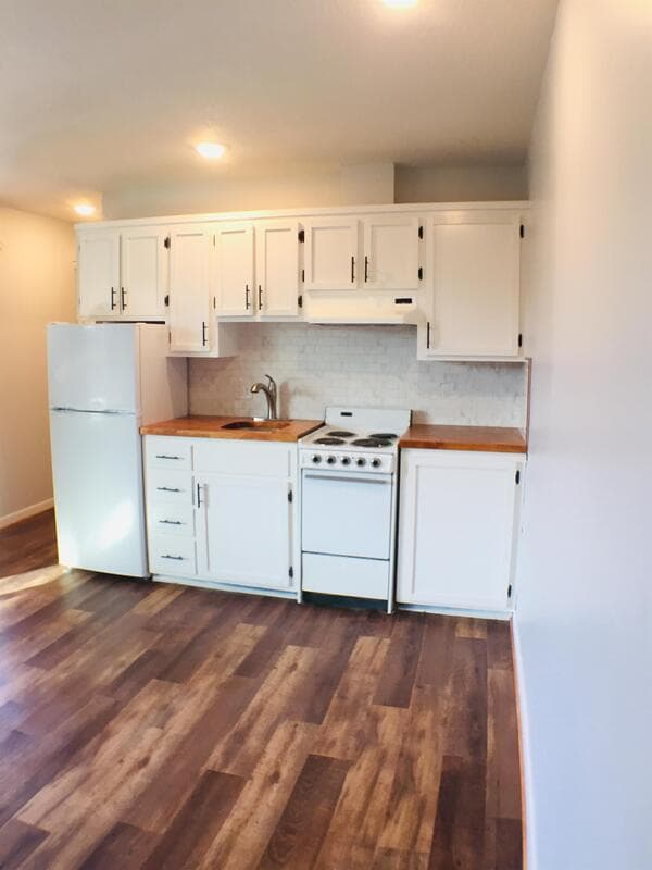 Pella Condo: 1010 Washington Street - 109