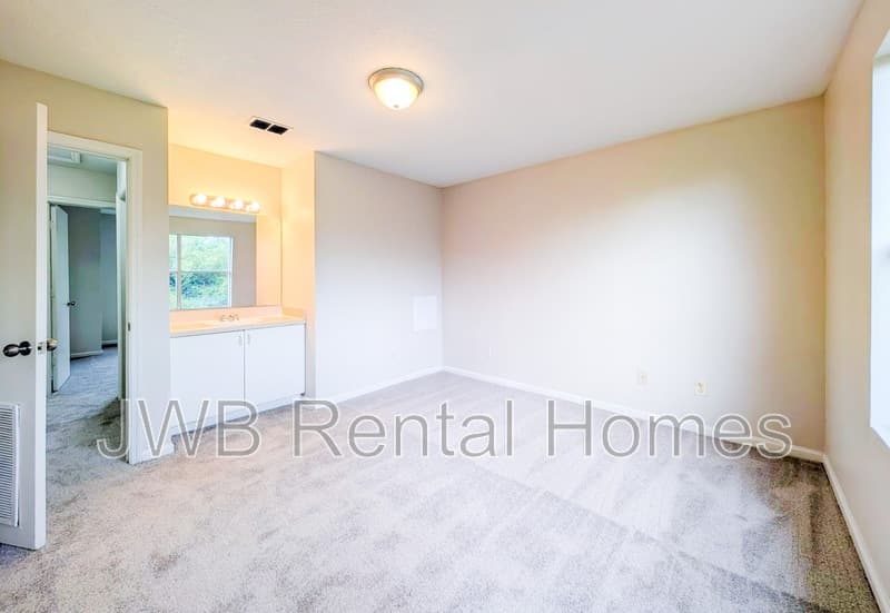 Atlantic Beach Townhome: 75 7th St W