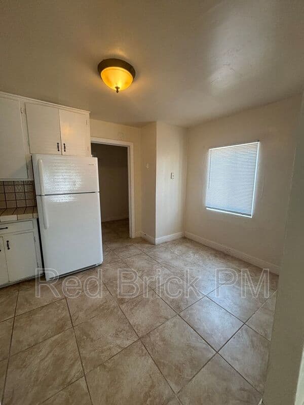 Merced House: 2240 Glen Ave.