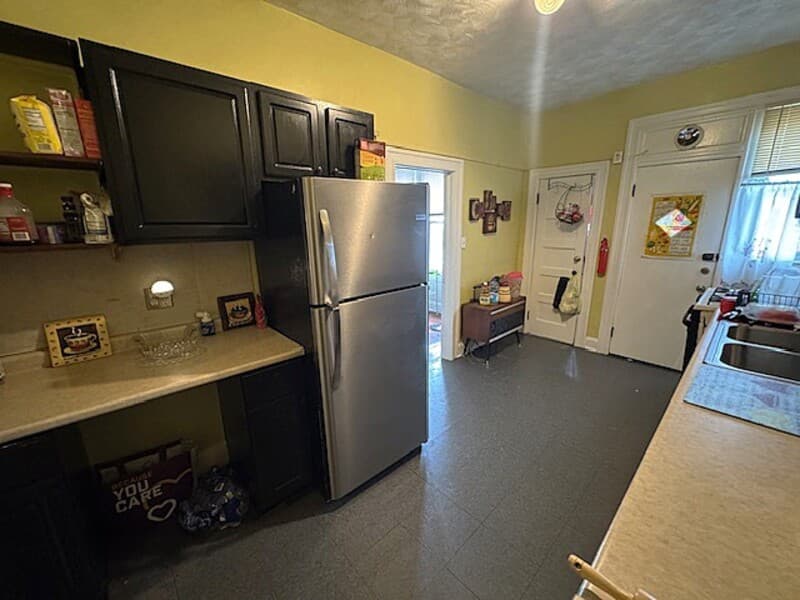 Baltimore House: 2843 West Garrison Avenue - 3