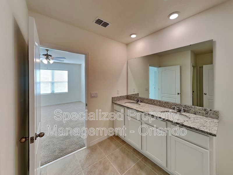 Davenport House: 1004 Brooklet Dr