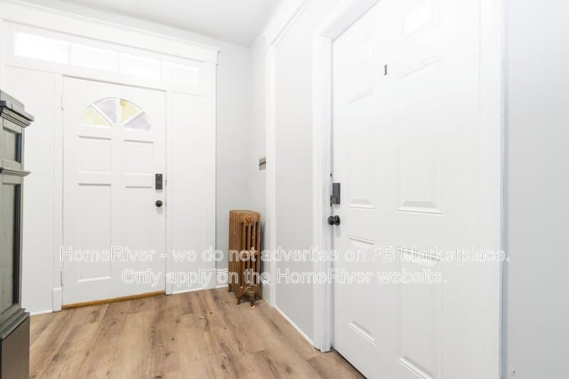 Baltimore House: 6915 Harford Rd