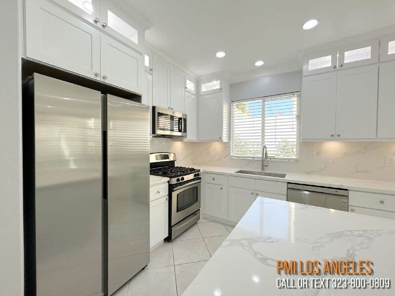 Pacoima House: 12445 Sonoma Drive