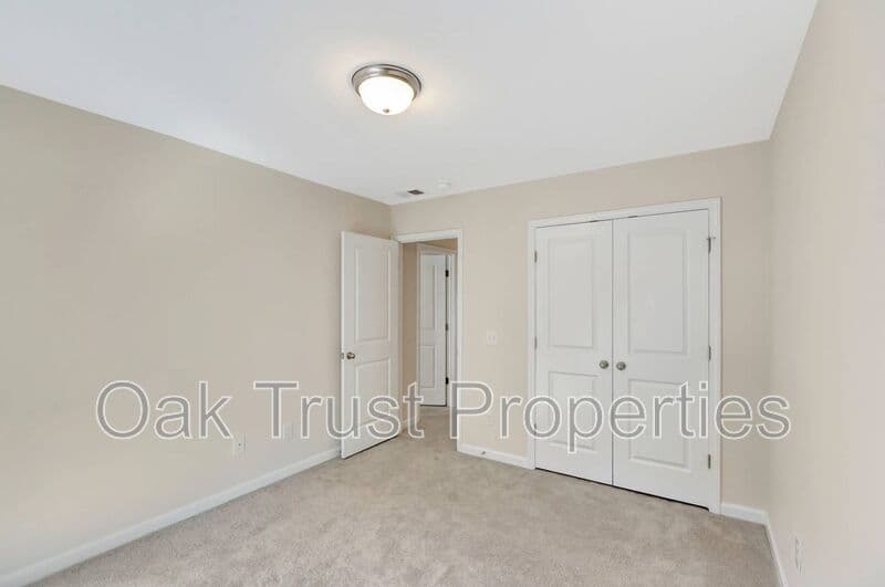 Goose Creek House: 105 Gavins Way