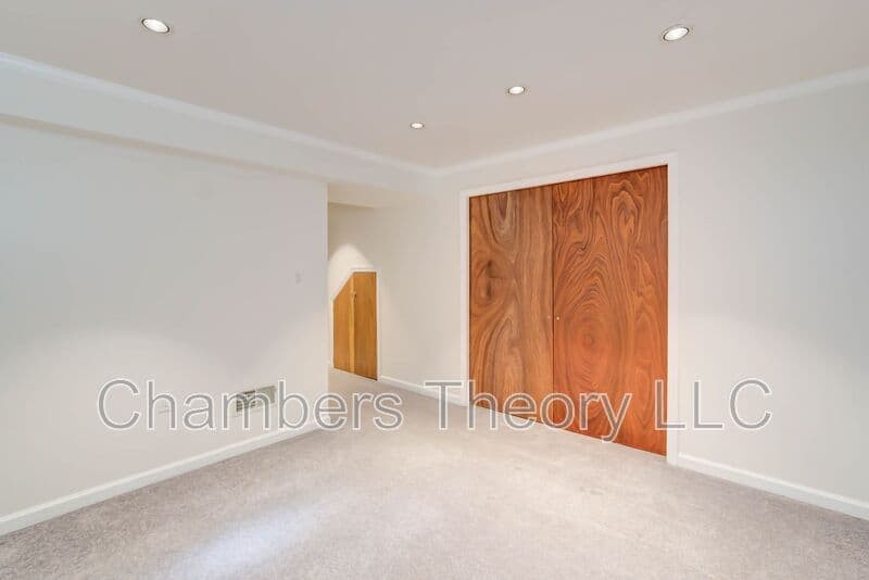 Arlington Condo: 2412 S. Walter Reed Dr
